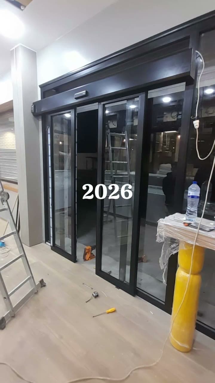 Porte coulissante automatique — installation